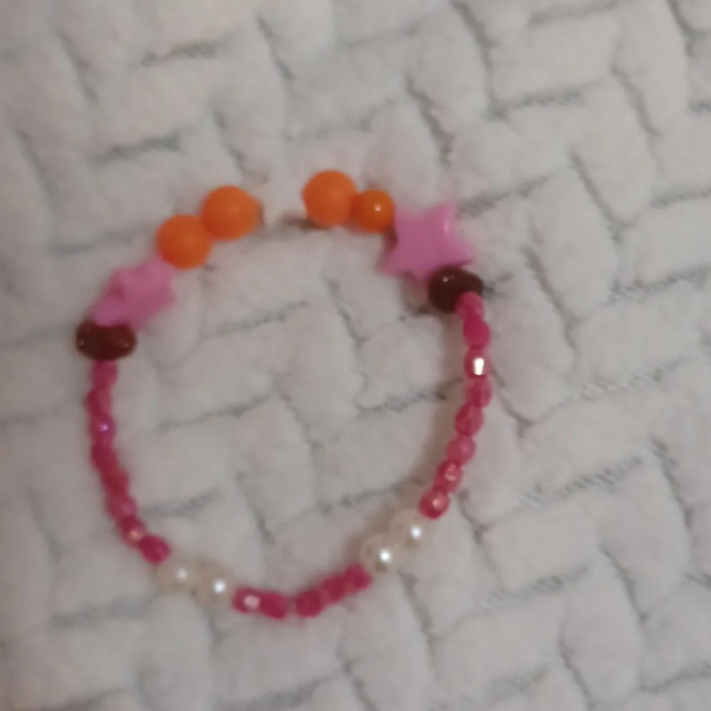 Bracelets - Picture 3 of 5